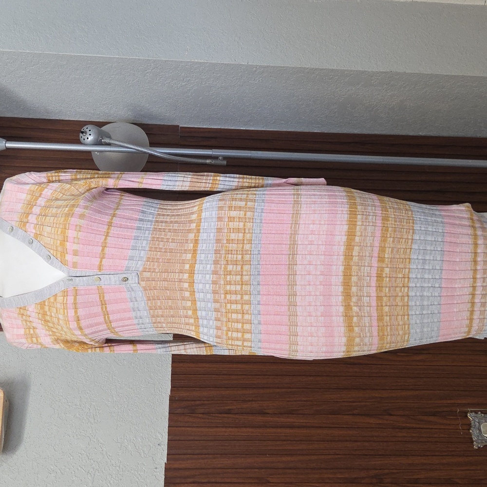 Willow & Wind Striped Ribbed Knit Henley Midi Dress Pink Yellow Size Small .